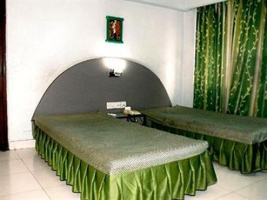 Neeranand Dalhousie- A Pure Vegetarian Hotel Kolkata Ngoại thất bức ảnh