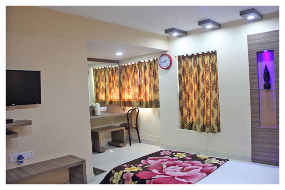 Neeranand Dalhousie- A Pure Vegetarian Hotel Kolkata Ngoại thất bức ảnh